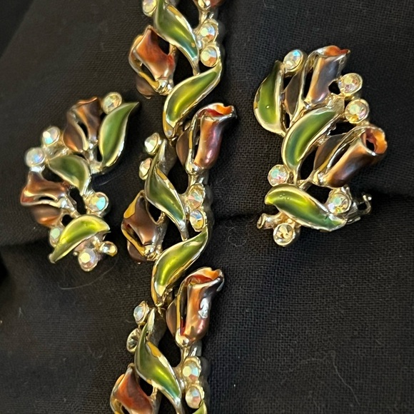 Vintage Bracelet & Earrings Set - Picture 6 of 12